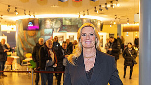 Claudia Kleinert im Planetarium Nürnberg